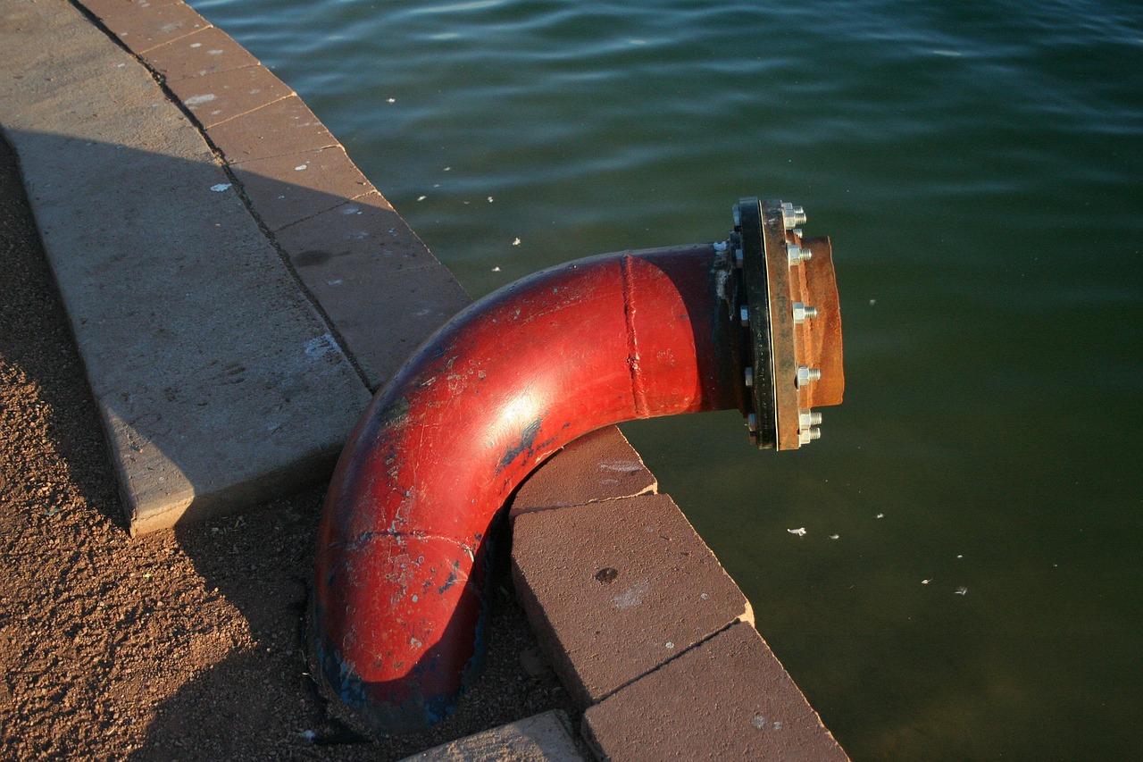 r&eacute;paration de canalisation bouch&eacute;e : intervention rapide et efficace pour d&eacute;boucher vos tuyaux et r&eacute;tablir l'&eacute;coulement optimal de vos eaux us&eacute;es.