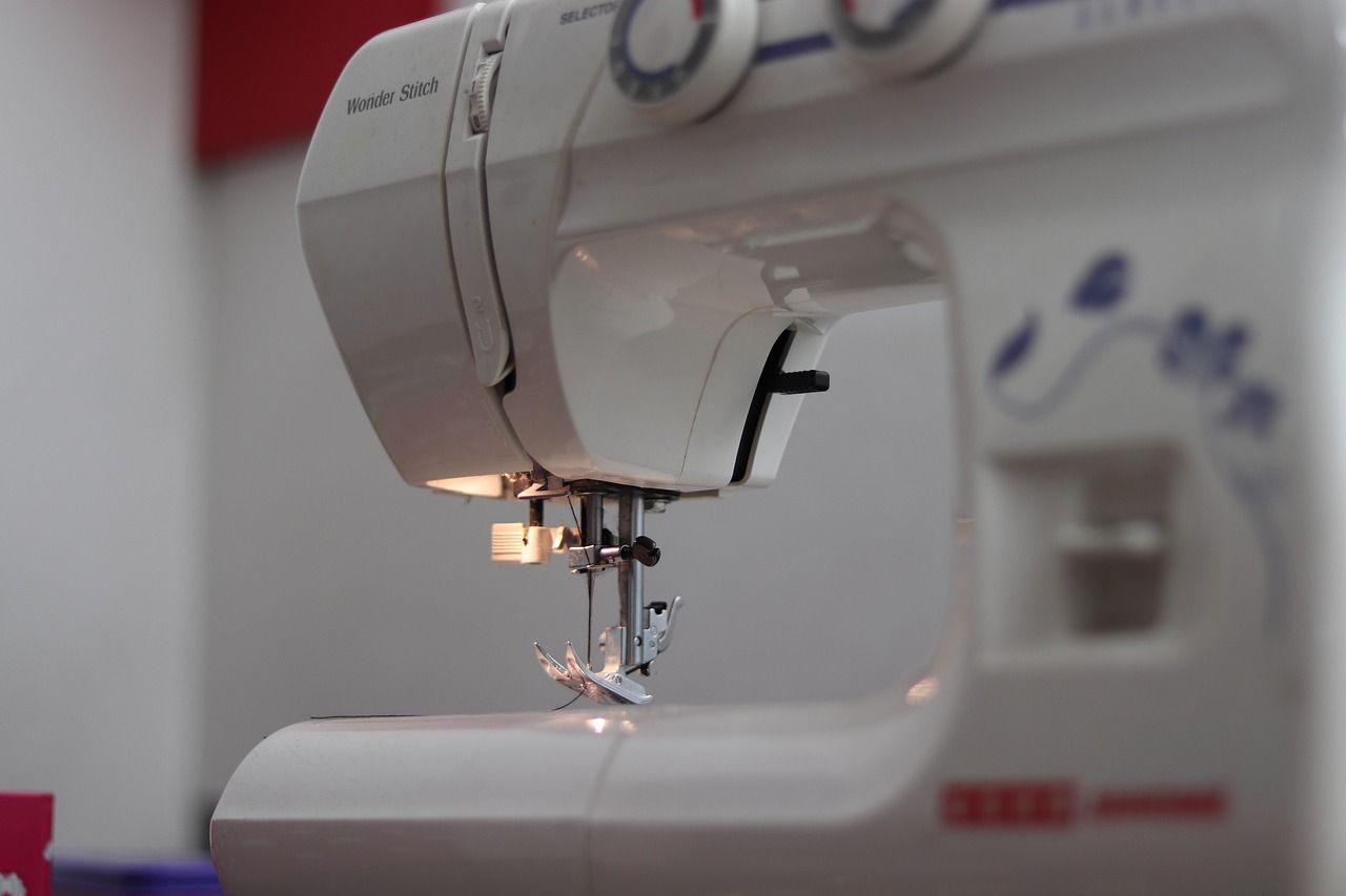 sewing machine, workshop, device, tailor, machine, sewing, sewing projects, sewing techniques, sewing tips, sewing essentials, sewing tutorial, sewing for beginners, sewing skills, sewing inspiration, sewing craftsmanship, sewing accessories, sewing tools, sewing stitches, sewing patterns, sewing fabric, sewing mastery, sewing diy, sewing creativity, sewing community