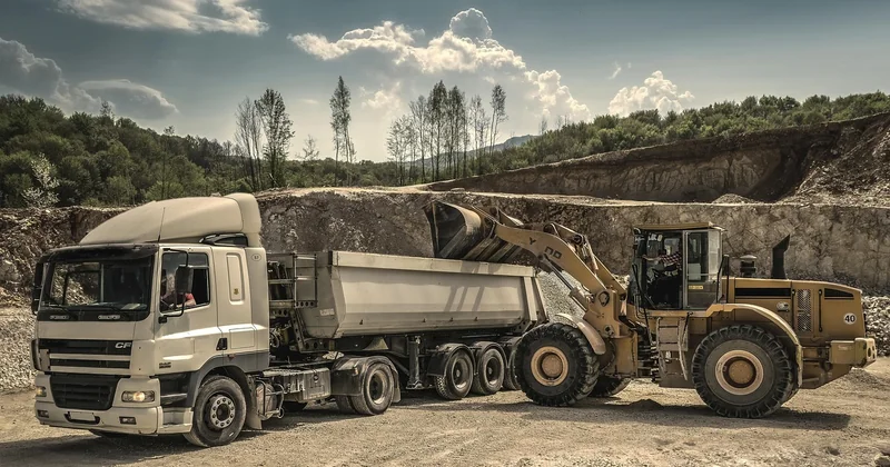 Bâcher son camion : ce que dit vraiment la réglementation
